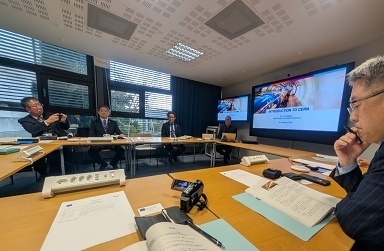 cern10.jpg